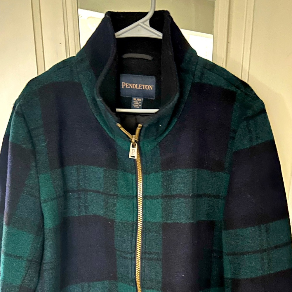 Brand New Pendleton wool Peacoat jacket. Navy and green.
